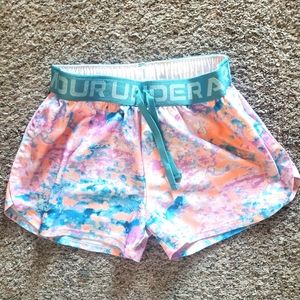 Under Armour Shorts, Girls Youth Medium, like new